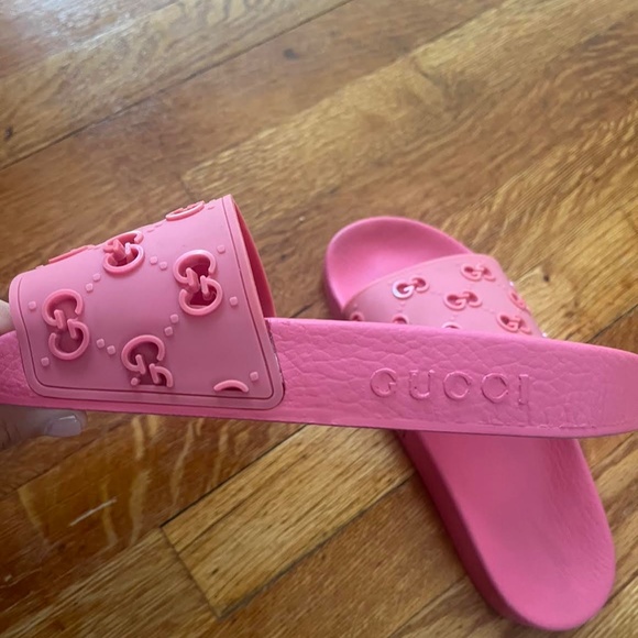 Gucci rubber slides pink - Picture 2 of 3